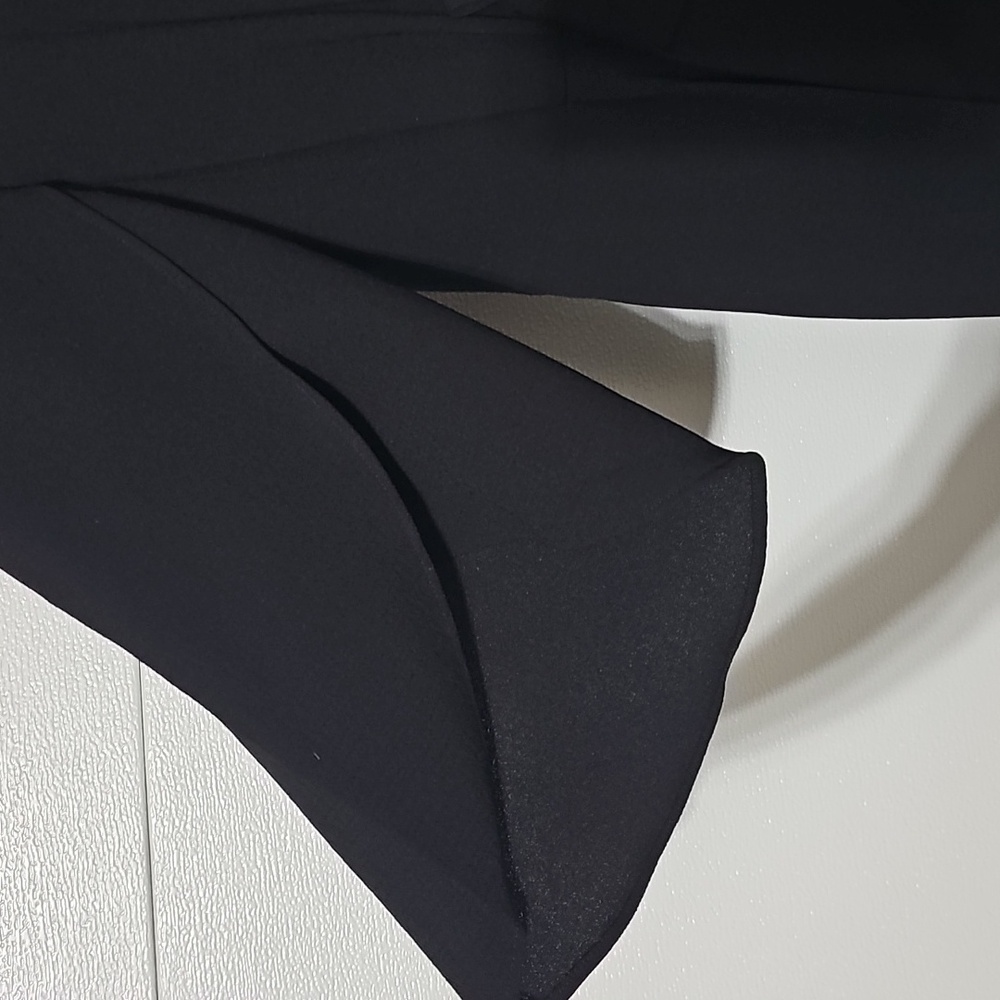 Newbury Street Elegant Black Dress With Statement Sleeves